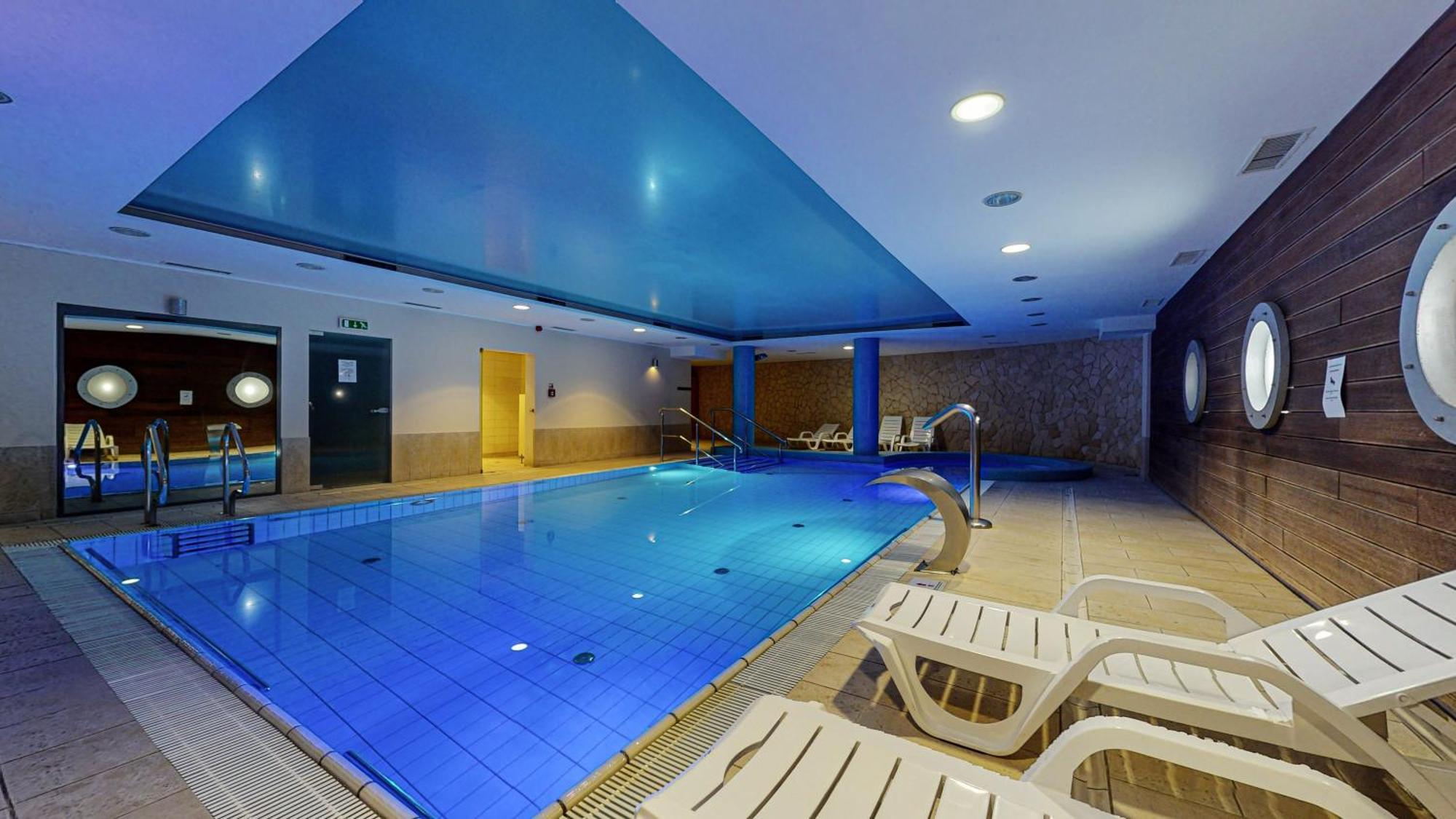 Hotel Mona Lisa Wellness & Spa Колобжег Экстерьер фото