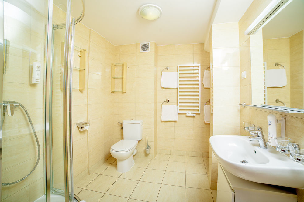 Hotel Mona Lisa Wellness & Spa Колобжег Экстерьер фото